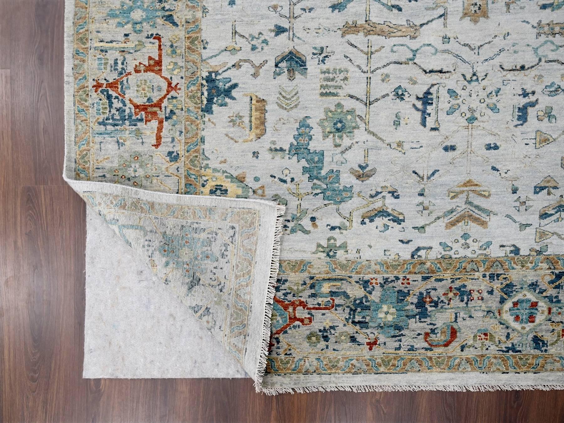 Heriz Heriz hand-knotted wool rug in Gray, 8'10" x 11'10" — SKU O010312 (view 4)