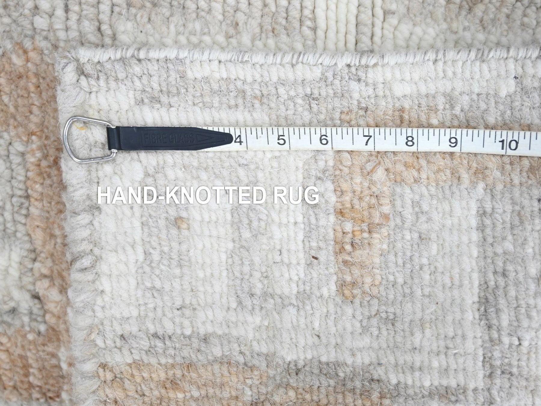 Modern / Contemporary hand-knotted wool rug in Ivory, 2'1" x 3' — SKU O010329 (view 7)