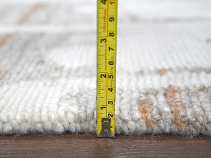 Modern / Contemporary hand-knotted wool rug in Ivory, 2'1" x 2'11" — SKU O010337 (view 6)