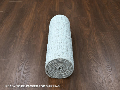 Modern / Contemporary hand-knotted wool runner in Ivory, 2'6" x 11'10" — SKU O010343 (view 6)