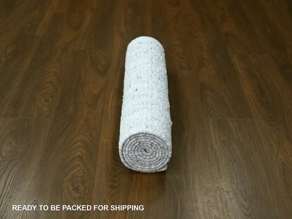 Modern / Contemporary hand-knotted wool runner in Ivory, 2'6" x 7'9" — SKU O010345 (view 6)