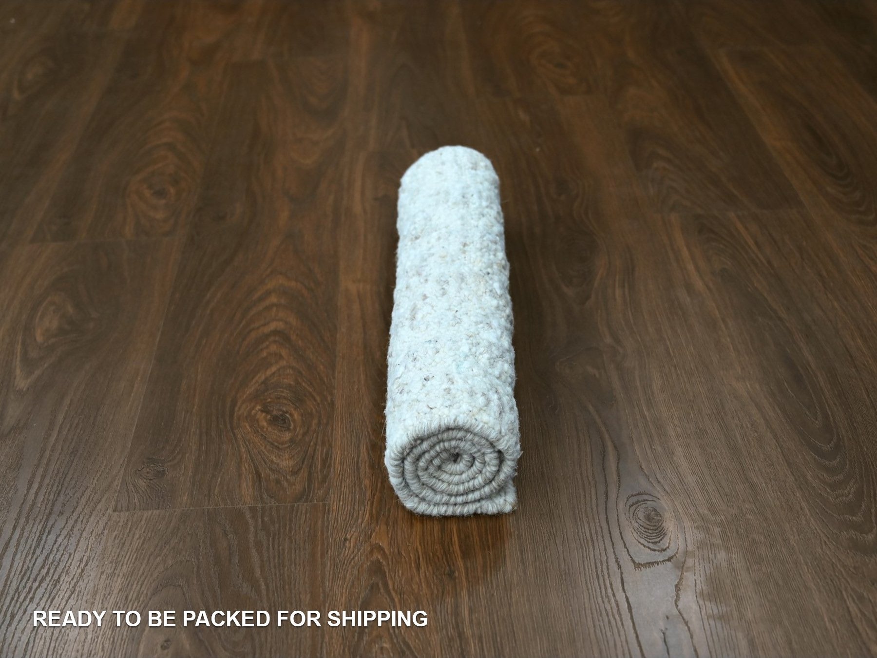 Modern / Contemporary hand-knotted wool rug in Ivory, 2' x 2'9" — SKU O010346 (view 5)