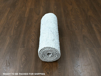 Modern / Contemporary hand-knotted wool runner in Ivory, 2'7" x 9'10" — SKU O010354 (view 6)