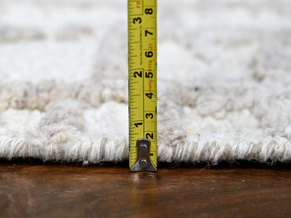 Modern / Contemporary hand-knotted wool runner in Ivory, 2'7" x 9'10" — SKU O010354 (view 7)