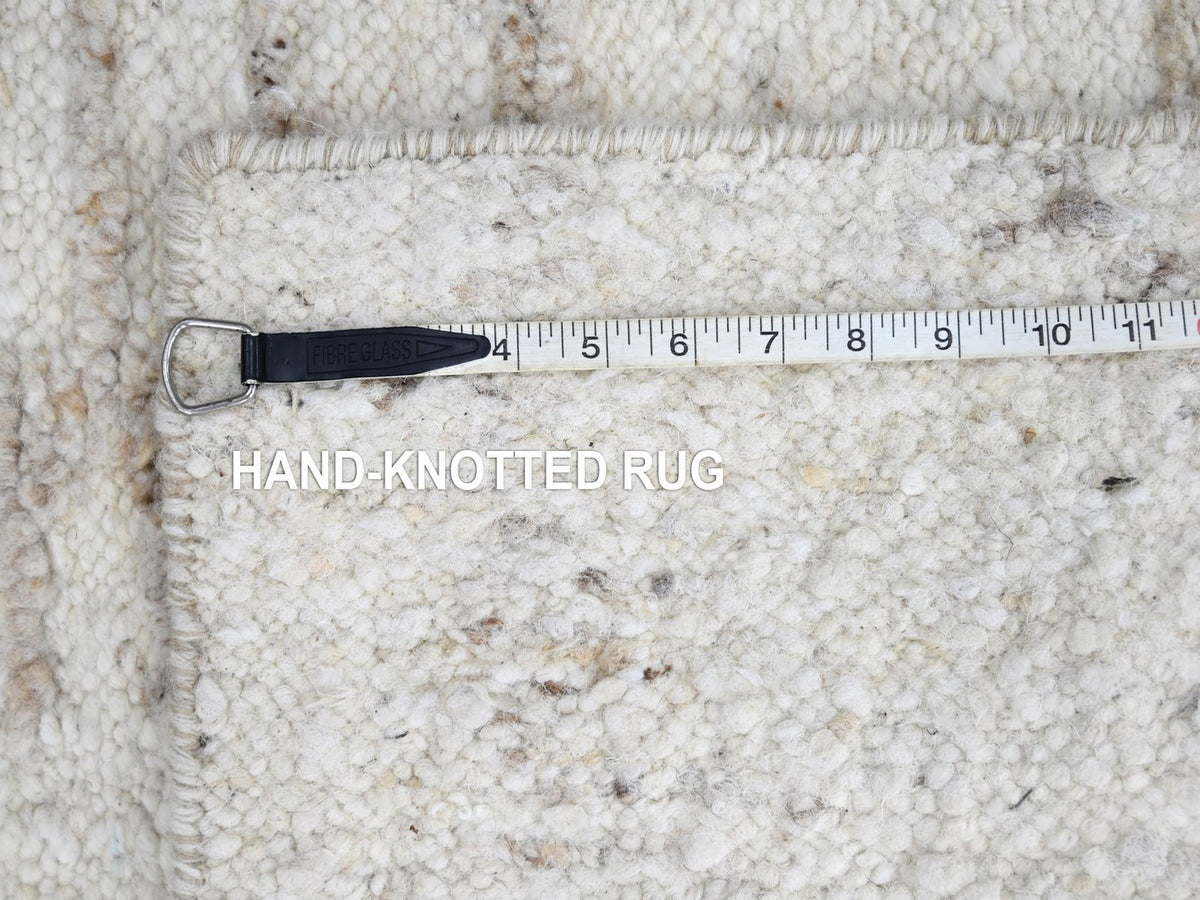 Modern / Contemporary hand-knotted wool rug in Ivory, 2' x 2'10" — SKU O010355 (view 7)