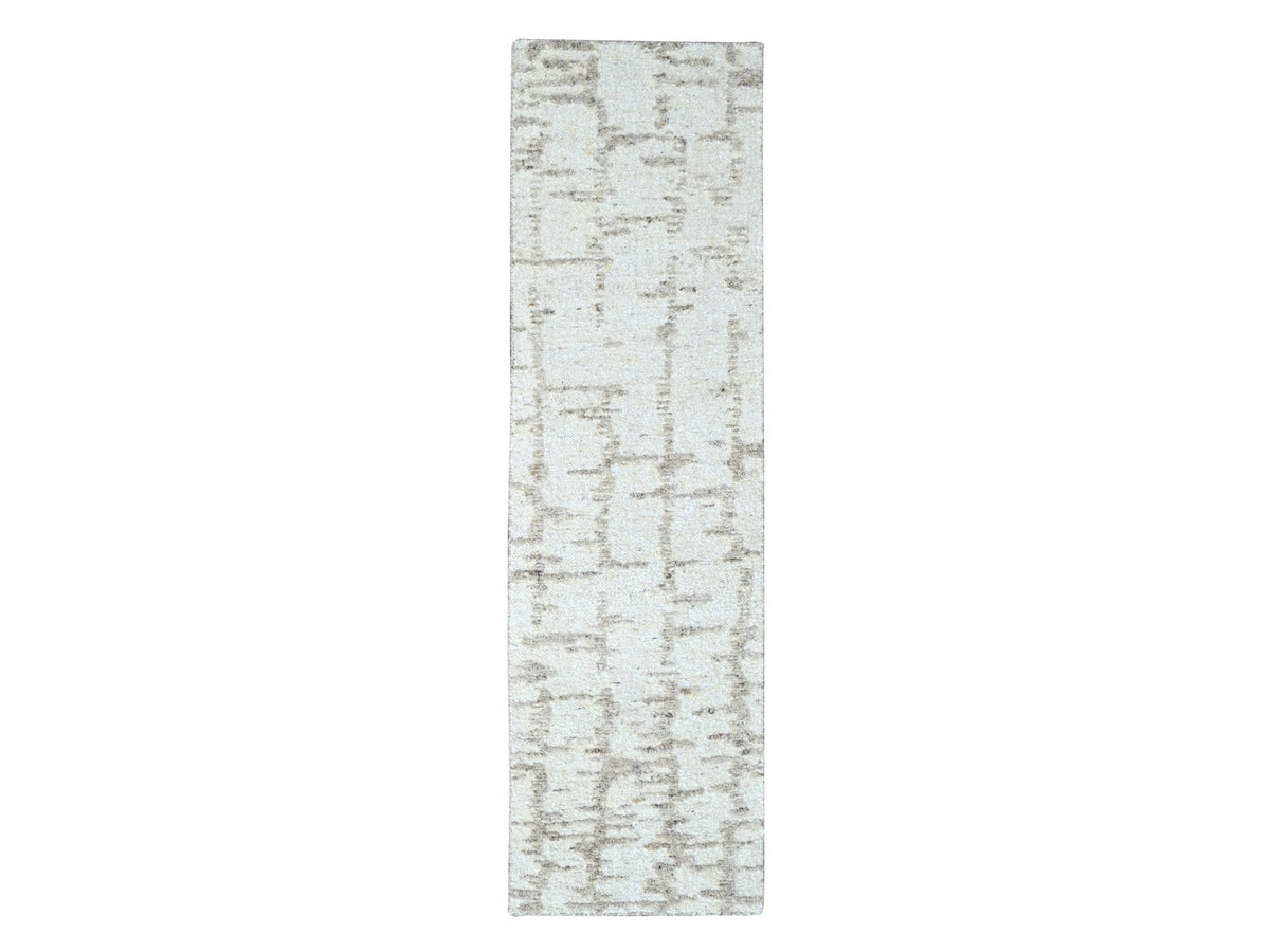 Modern / Contemporary hand-knotted wool runner in Ivory, 2'6" x 8' — SKU O010357