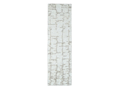 Modern / Contemporary hand-knotted wool runner in Ivory, 2'6" x 8' — SKU O010357