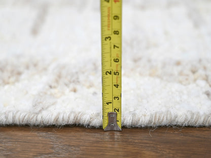 Modern / Contemporary hand-knotted wool runner in Ivory, 2'6" x 8' — SKU O010357 (view 7)