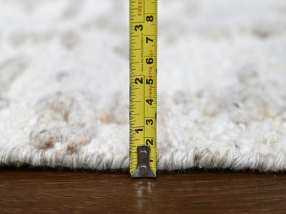 Modern / Contemporary hand-knotted wool runner in Ivory, 2'6" x 11'10" — SKU O010358 (view 7)