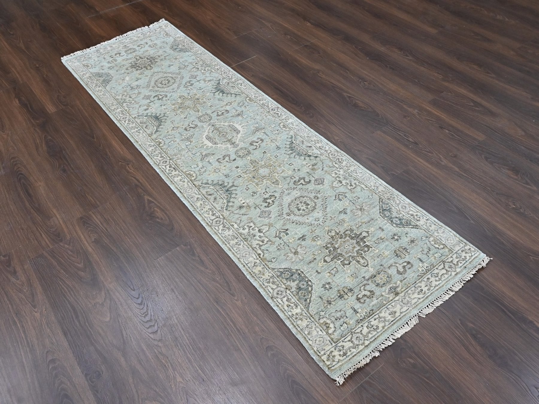 Green 2'5" x 8'1" Heriz Hand knotted Wool Rug - Sku: O010367
