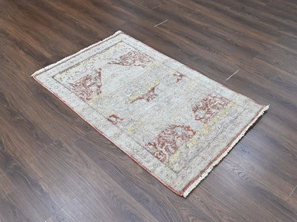 Mahal Oushak hand-knotted wool rug in Ivory, 3' x 4'11" — SKU O010391 (view 2)