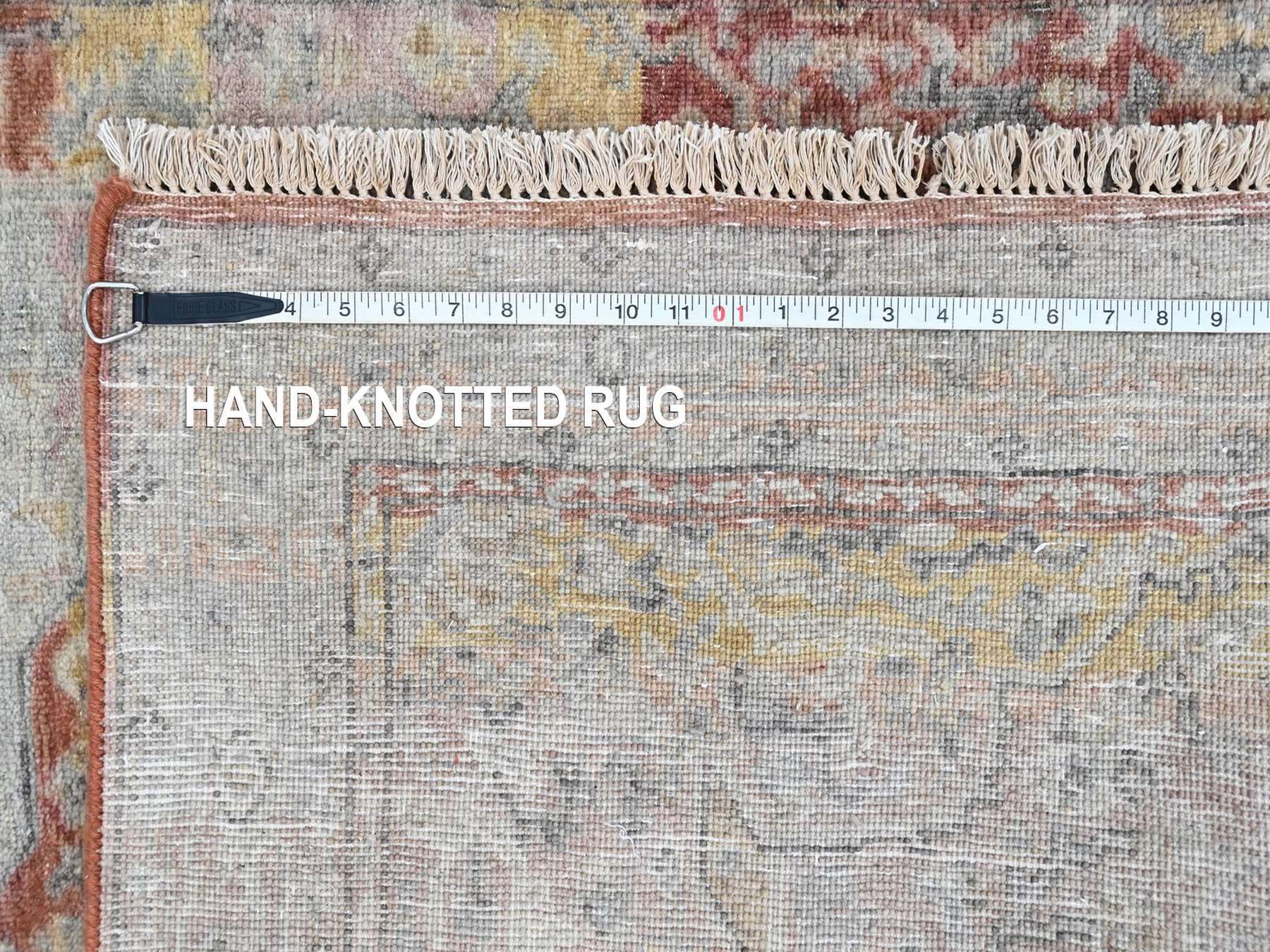 Mahal Oushak hand-knotted wool rug in Ivory, 3'10" x 6' — SKU O010392 (view 8)