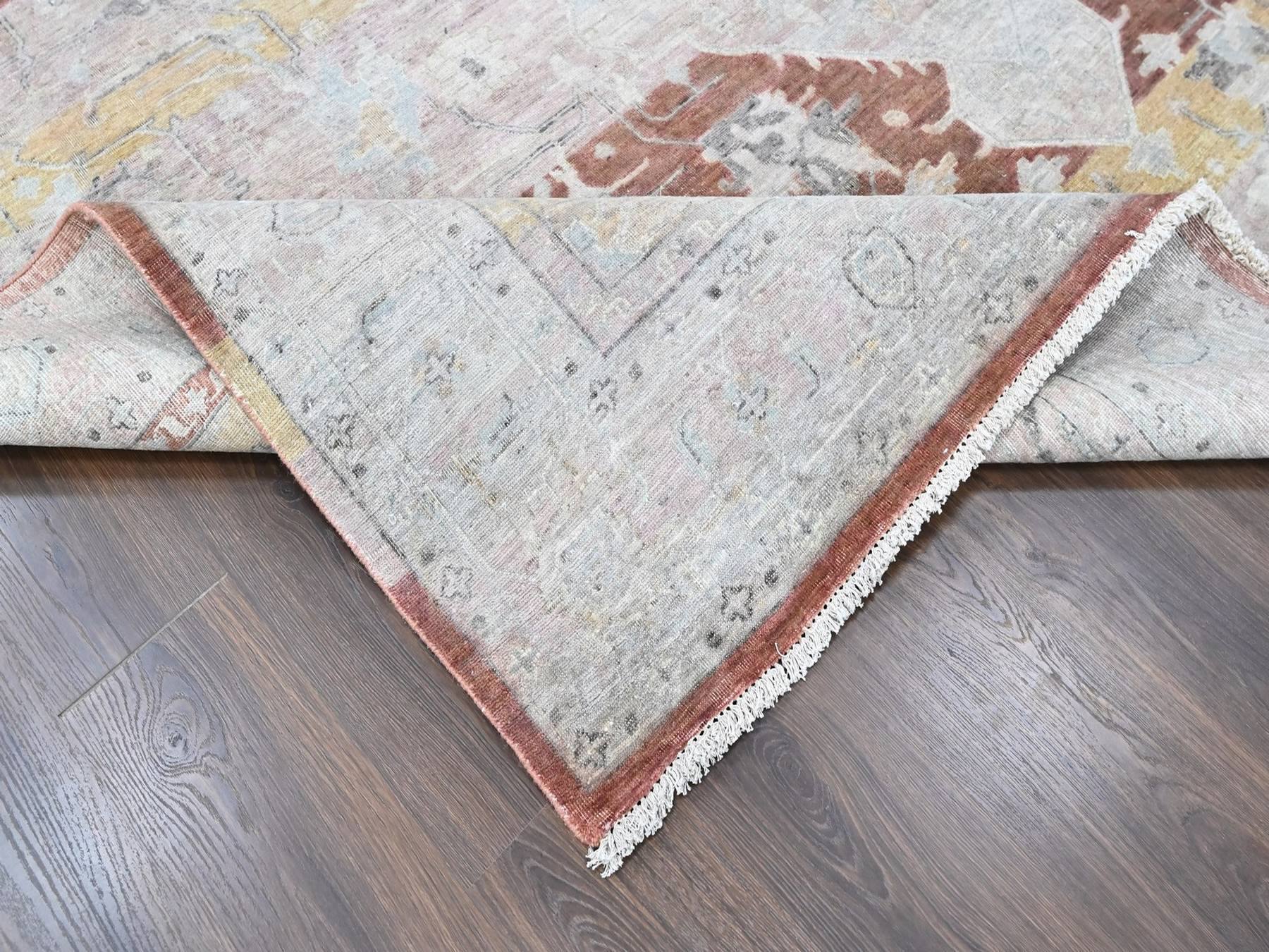 Mahal Oushak hand-knotted wool rug in Ivory, 9'10" x 13'11" — SKU O010396 (view 6)