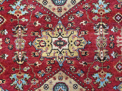 Heriz hand-knotted wool rug in Red & Beige, 5'1" x 6'10" — SKU O010405 (view 5)