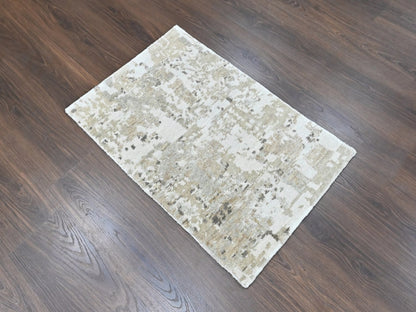 Green 1'11" x 2'10" Modern and Contemporary Hand knotted Wool/Silk Rug - Sku: O010412