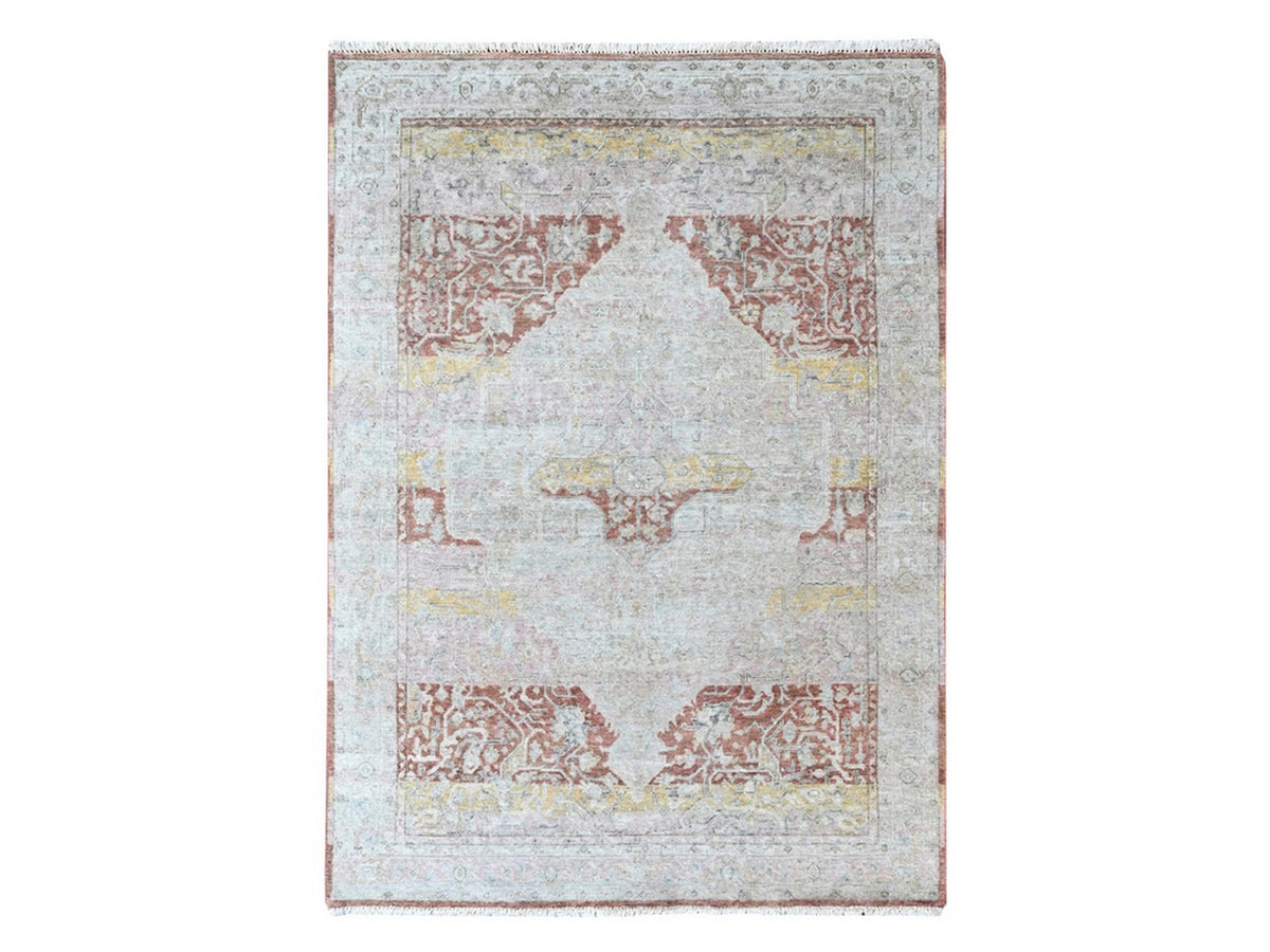 Mahal Oushak hand-knotted wool rug in Ivory, 4'11" x 7'1" — SKU O010422