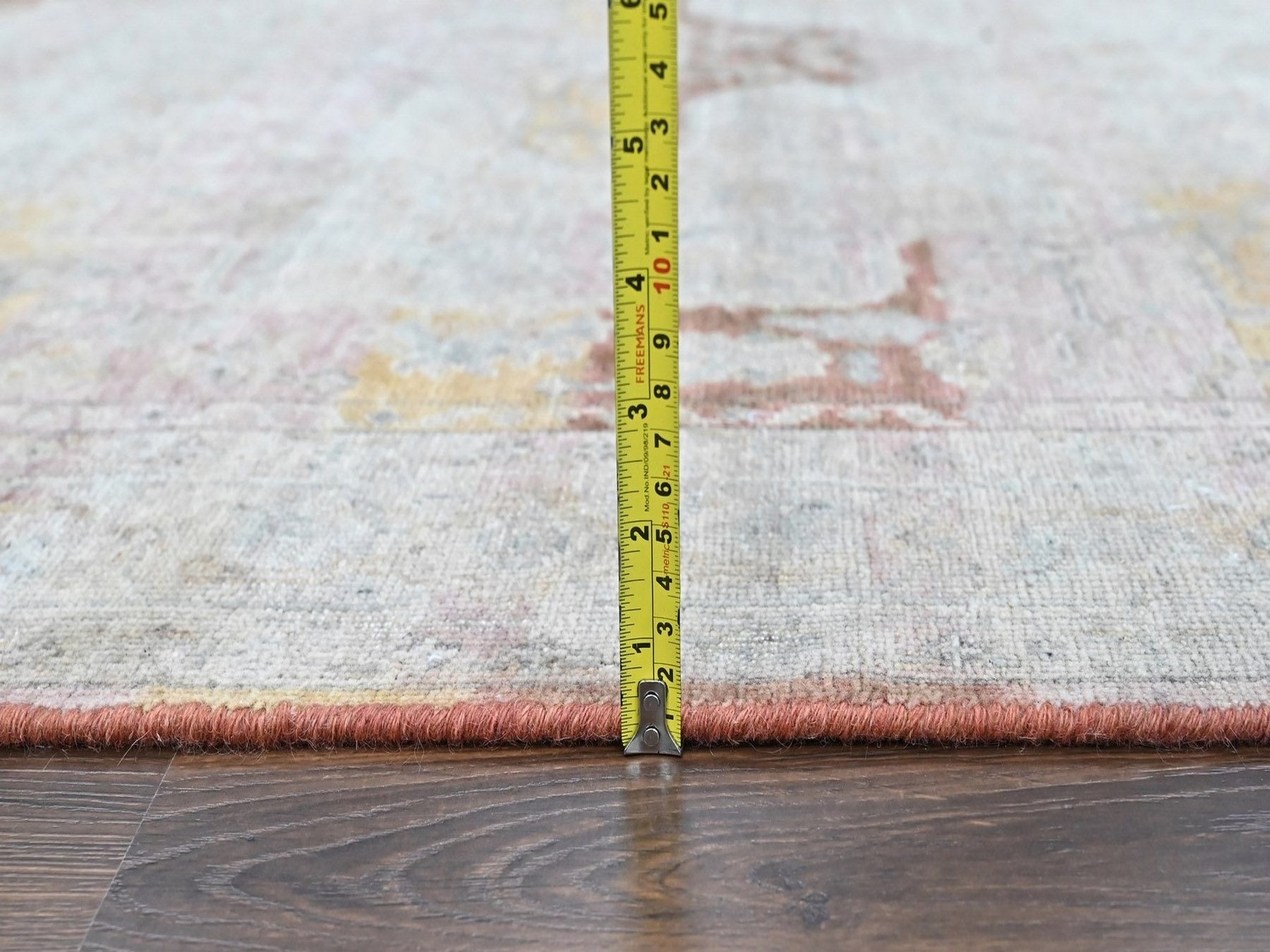 Mahal Oushak hand-knotted wool rug in Ivory, 4'11" x 7'1" — SKU O010422 (view 7)