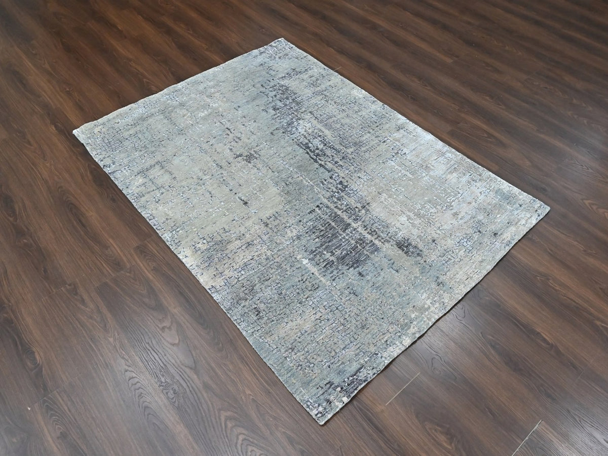 Modern / Contemporary hand-knotted wool/silk rug in Ivory, 5' x 6'11" — SKU O010437 (view 2)