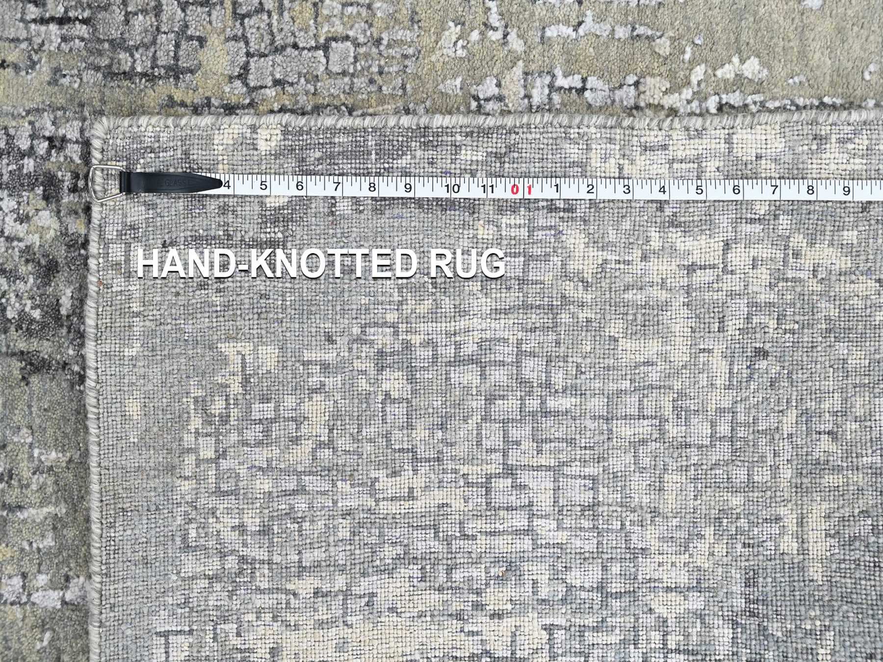 Modern / Contemporary hand-knotted wool/silk rug in Ivory, 5' x 6'11" — SKU O010437 (view 8)