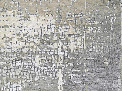 Modern / Contemporary hand-knotted wool/silk rug in Gray, 8' x 9'9" — SKU O010439 (view 8)