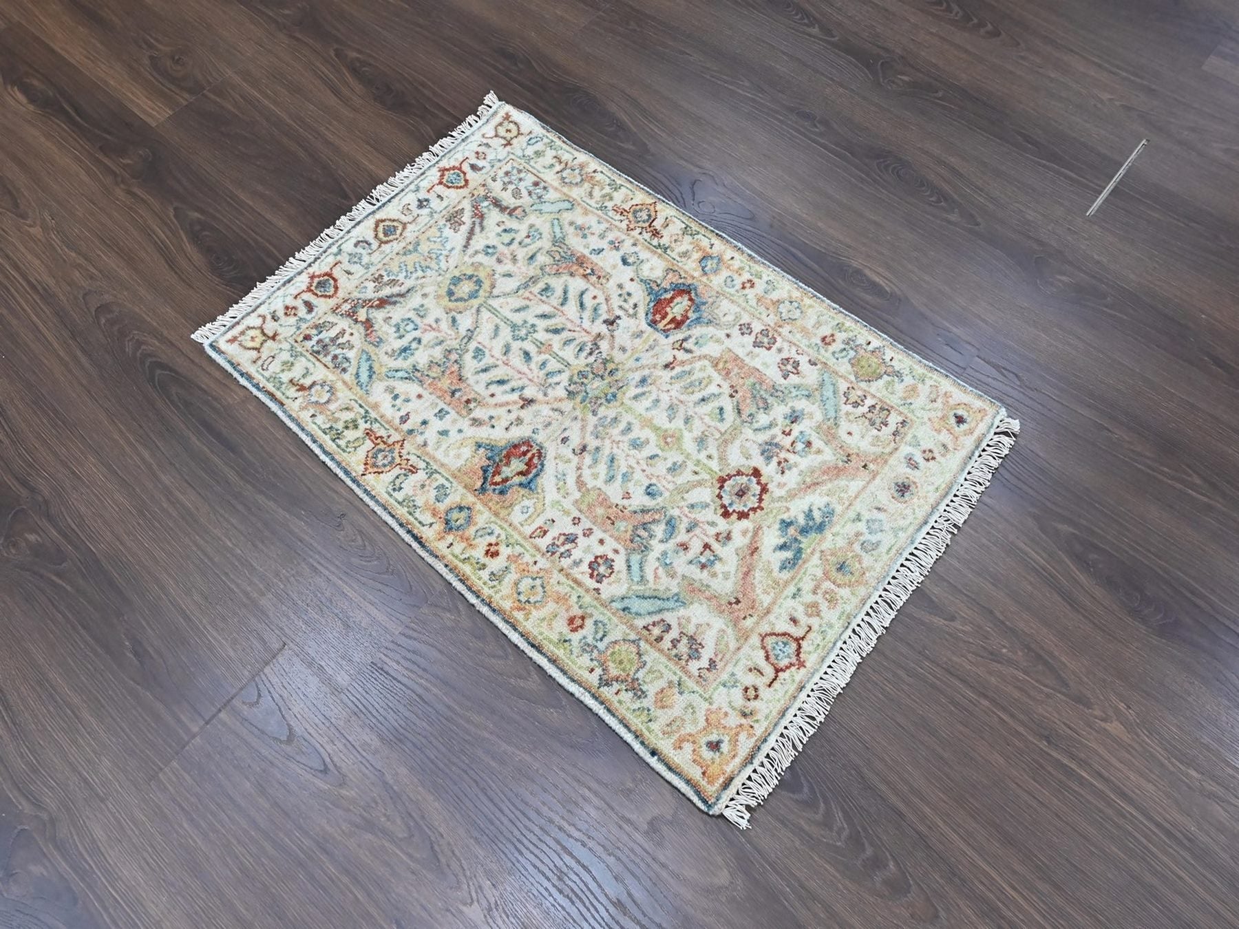 Mahal Oushak hand-knotted wool rug in Ivory, 2' x 2'11" — SKU O010445 (view 2)