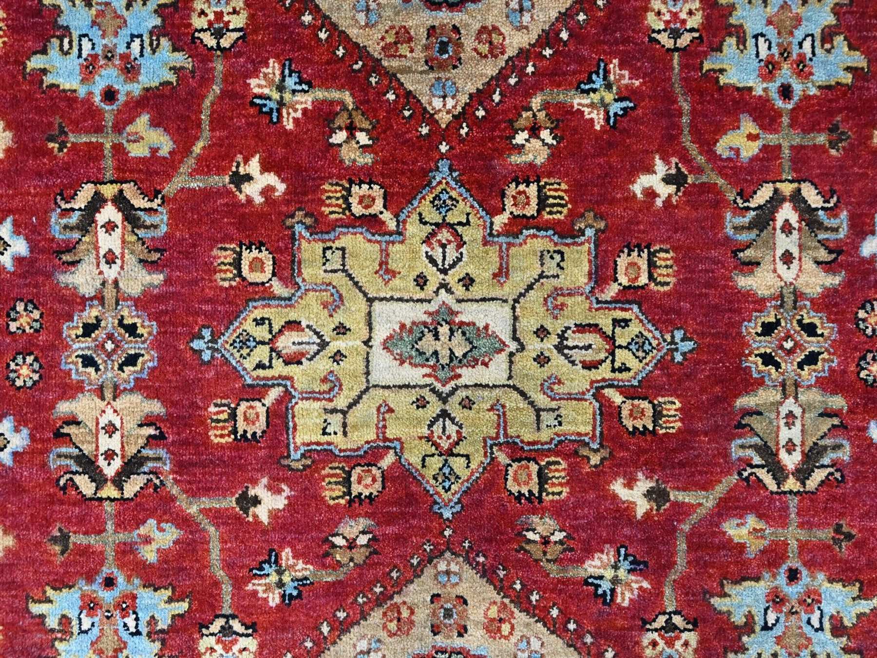 Heriz hand-knotted wool rug in Red & Beige, 6' x 8'11" — SKU O010448 (view 5)