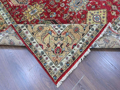 Red 8'0" x 9'10" Heriz Hand knotted Wool Rug - Sku: O010449