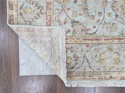 Mahal Oushak hand-knotted wool rug in Gray, 7'10" x 9'11" — SKU O010459 (view 4)