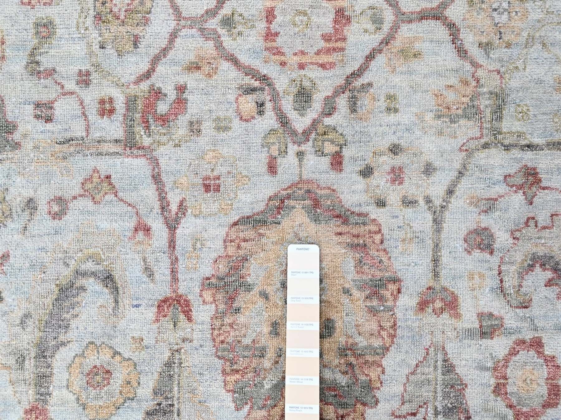 Mahal Oushak hand-knotted wool rug in Gray, 7'10" x 9'11" — SKU O010459 (view 7)