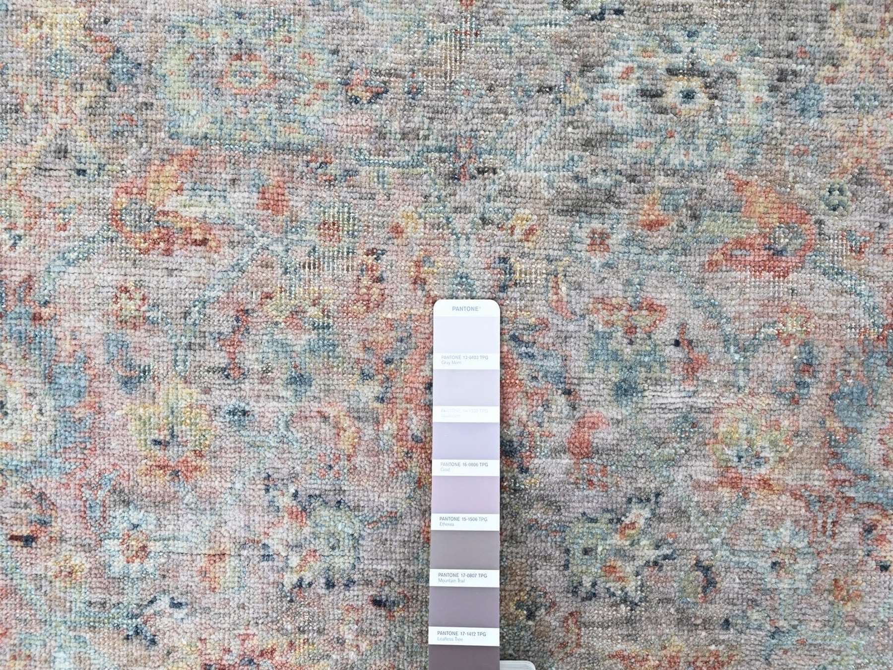 Mahal Oushak hand-knotted wool rug in Pink & Light Blue, 3' x 4'11" — SKU O010466 (view 4)