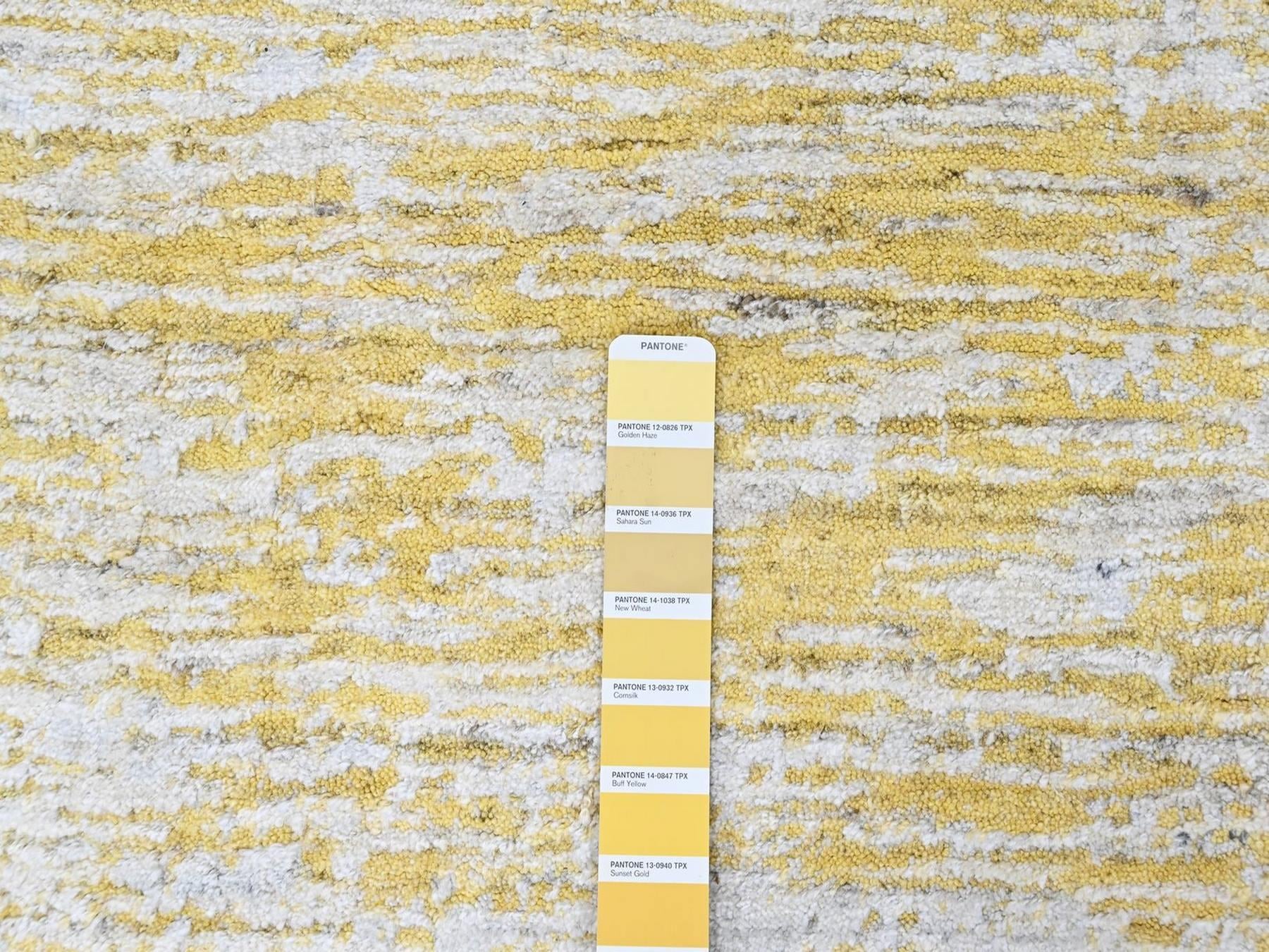 Modern / Contemporary hand-knotted wool/silk rug in Yellow, 8' x 10' — SKU O010511 (view 7)
