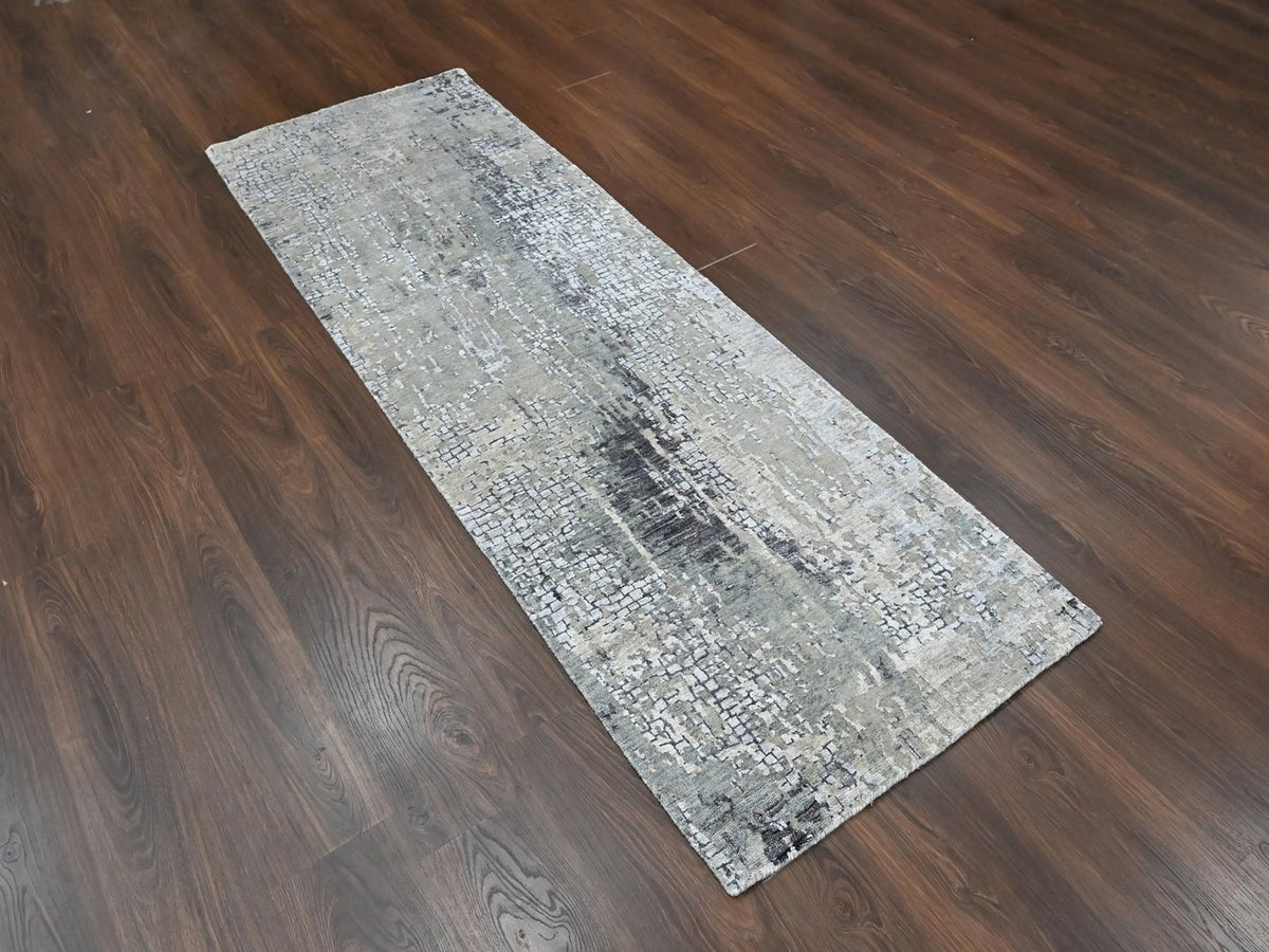 Modern / Contemporary hand-knotted wool/silk runner in Gray, 2'8" x 8'1" — SKU O010517 (view 2)