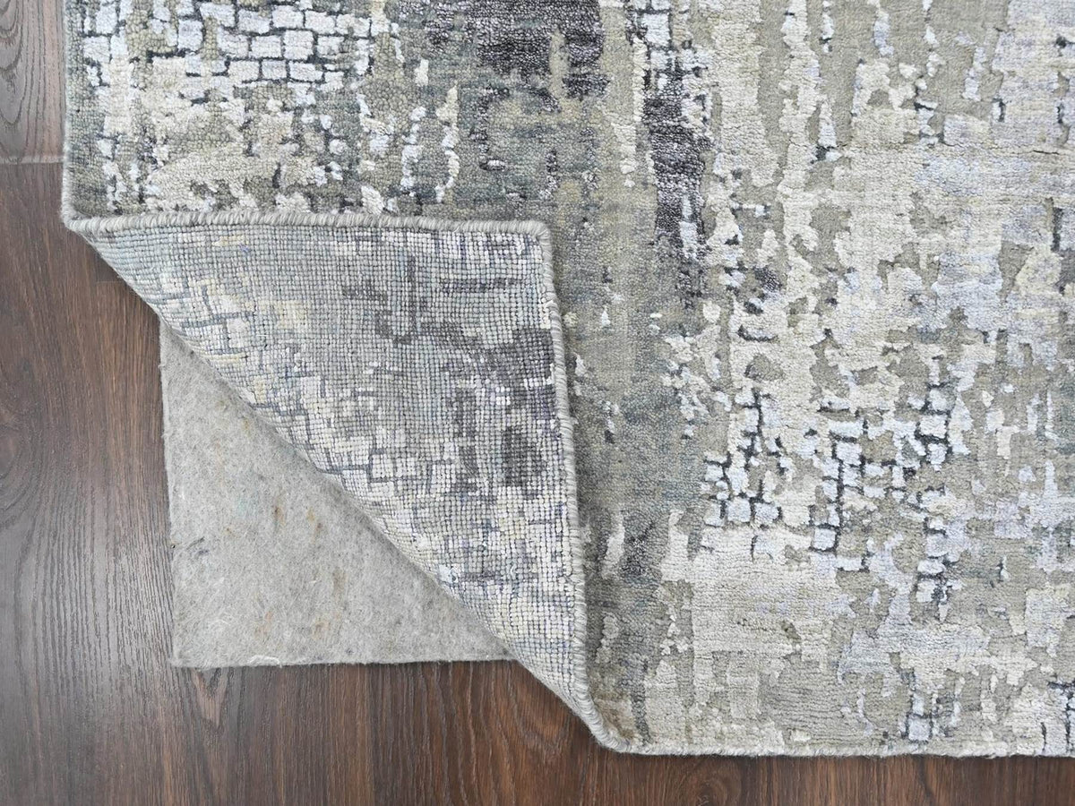 Modern / Contemporary hand-knotted wool/silk runner in Gray, 2'8" x 8'1" — SKU O010517 (view 3)