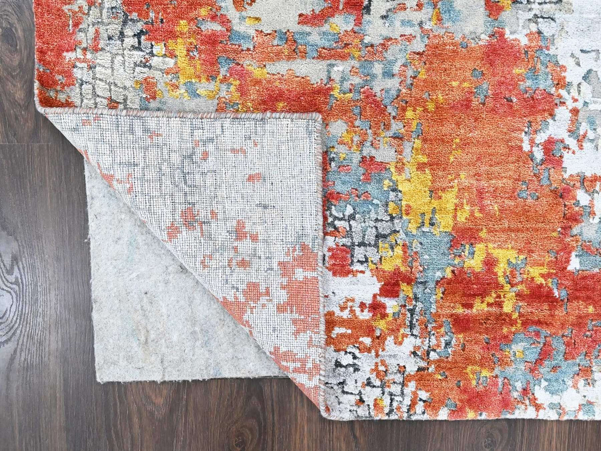 Modern / Contemporary hand-knotted wool/silk rug in Orange, 4'11" x 6'10" — SKU O010522 (view 3)