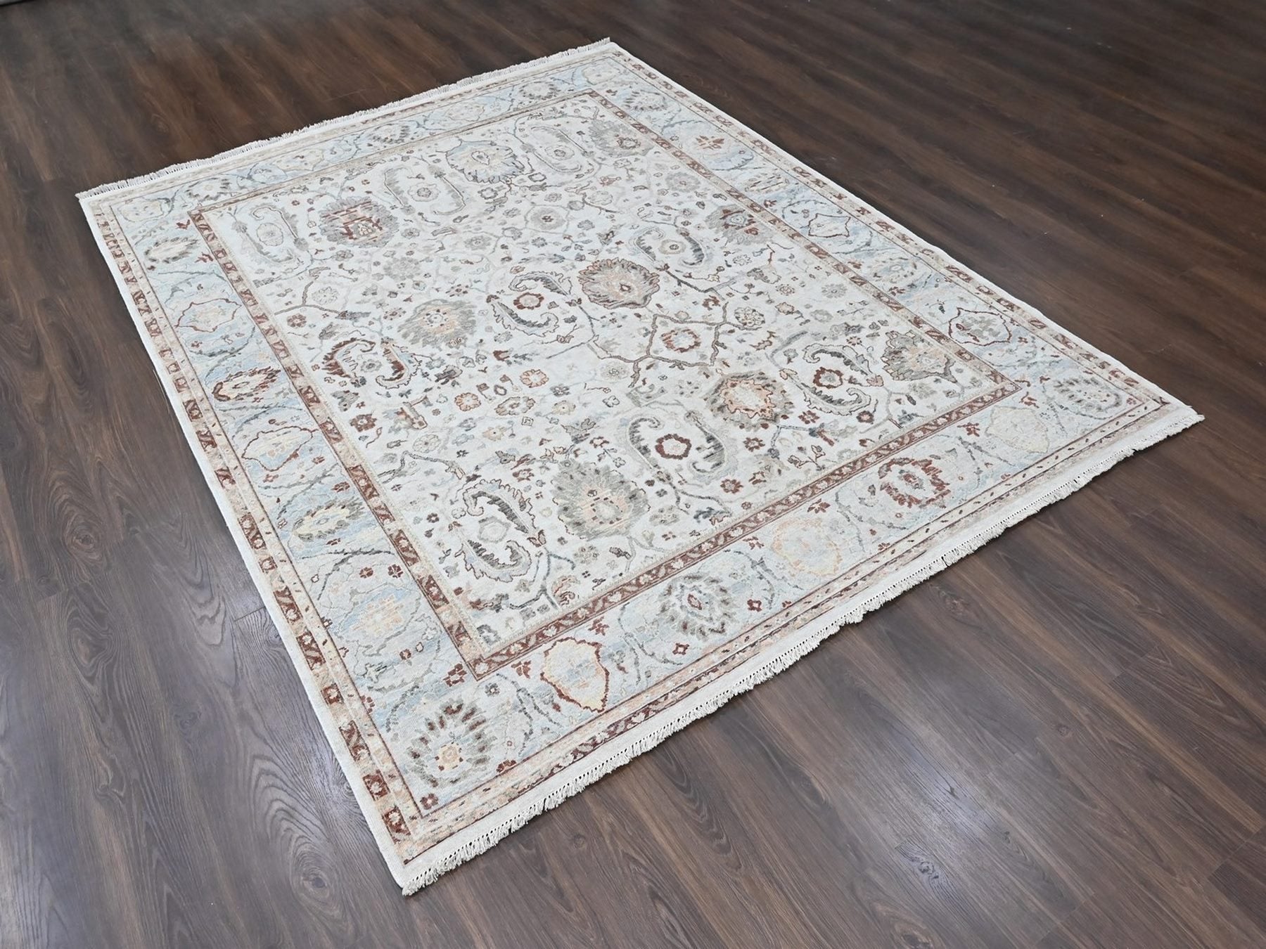 Mahal Oushak hand-knotted wool rug in Ivory & Gray, 8' x 9'9" — SKU O010534 (view 3)