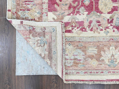 Heriz Heriz hand-knotted wool rug in Red & Brown, 7'8" x 9'9" — SKU O010551 (view 4)
