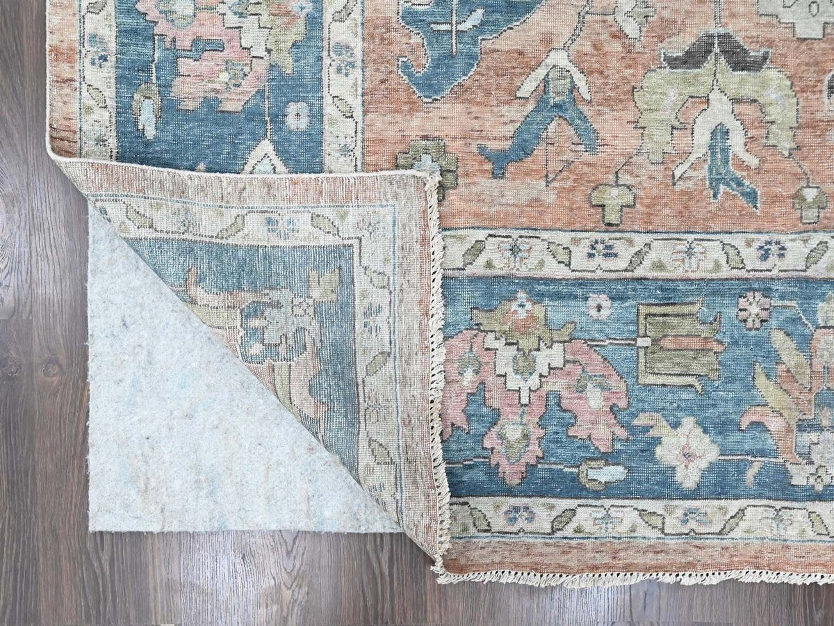 Heriz Heriz hand-knotted wool rug in Pink & Blue, 9'10" x 13'9" — SKU O010552 (view 4)