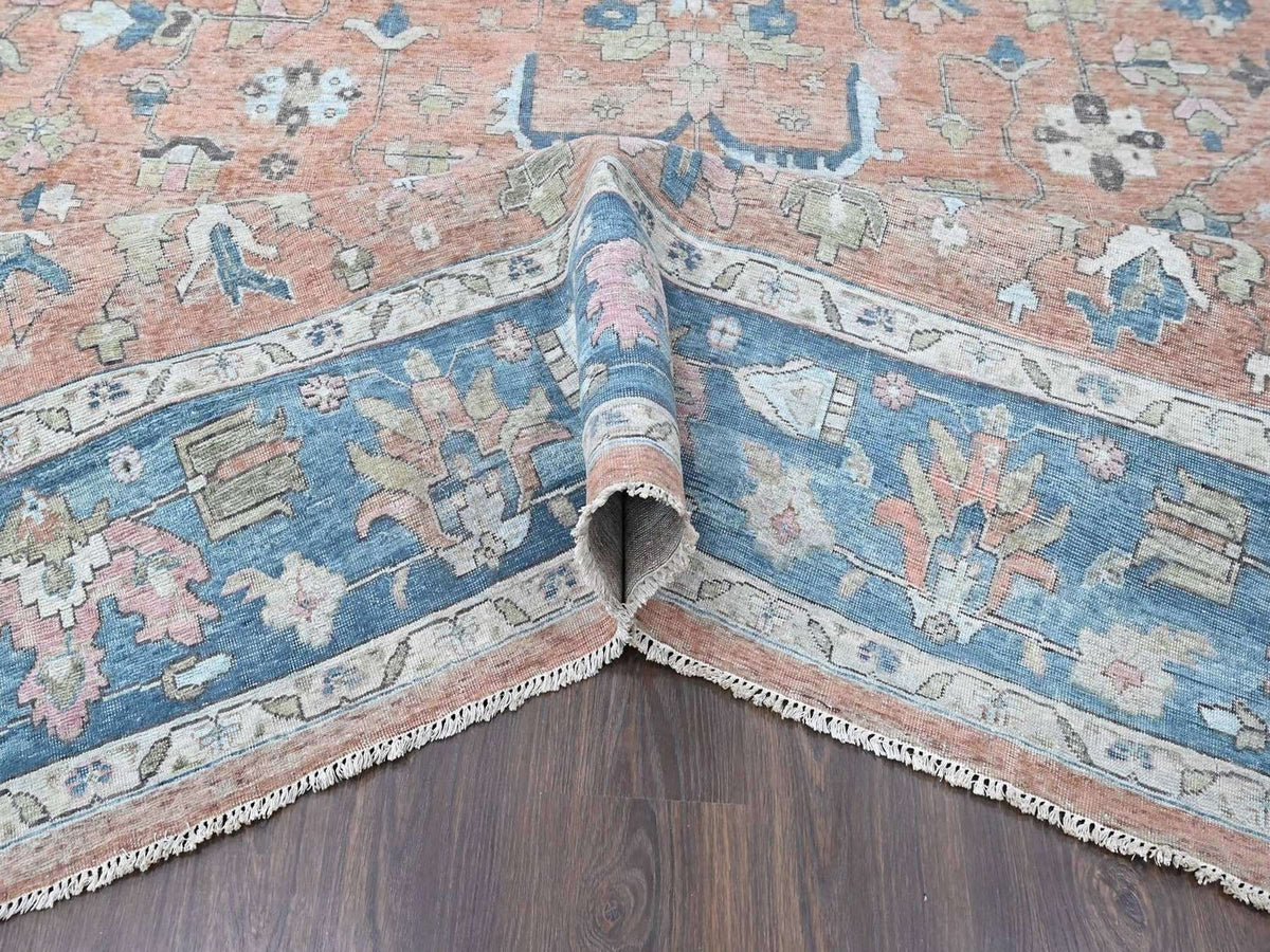 Heriz Heriz hand-knotted wool rug in Pink & Blue, 9'10" x 13'9" — SKU O010552 (view 5)