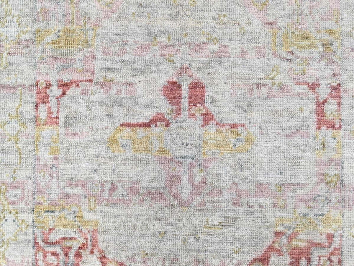 Mahal Oushak hand-knotted wool rug in Ivory, 2' x 2'11" — SKU O010553 (view 4)