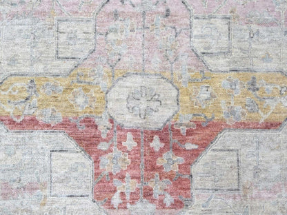 Mahal Oushak hand-knotted wool rug in Ivory, 8'11" x 11'10" — SKU O010555 (view 8)