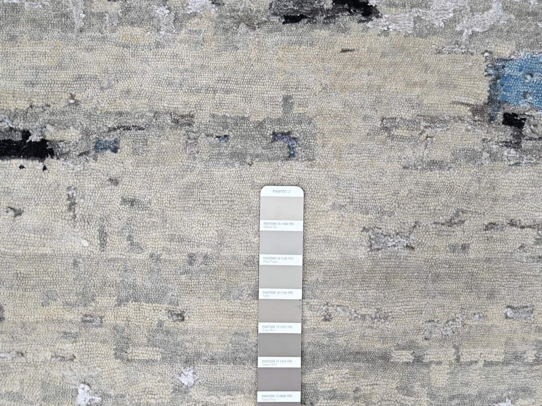 Modern / Contemporary hand-knotted wool/silk rug in Beige, 9' x 11'9", SKU O010561 (view 7)
