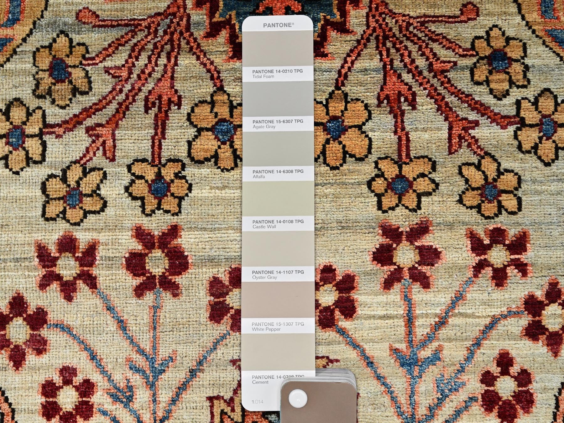 Tribal & Geometric hand-knotted wool runner in Gray, 2'9" x 9'10" — SKU O01068 (view 4)