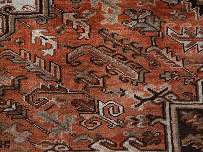 Heriz Heriz hand-knotted wool rug in Red & Chocolate Brown, 8'4" x 11'4" — SKU O01254 (view 7)