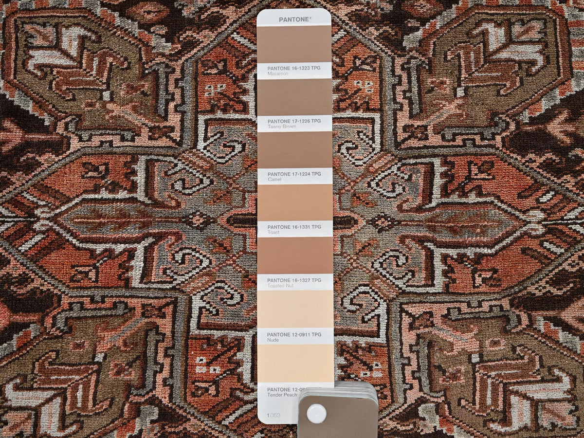Heriz Heriz hand-knotted wool rug in Red & Chocolate Brown, 8'4" x 11'4" — SKU O01254 (view 8)