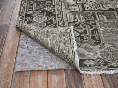 Heriz Heriz hand-knotted wool rug in Gray & Chocolate Brown, 8' x 9'4" — SKU O01336 (view 4)