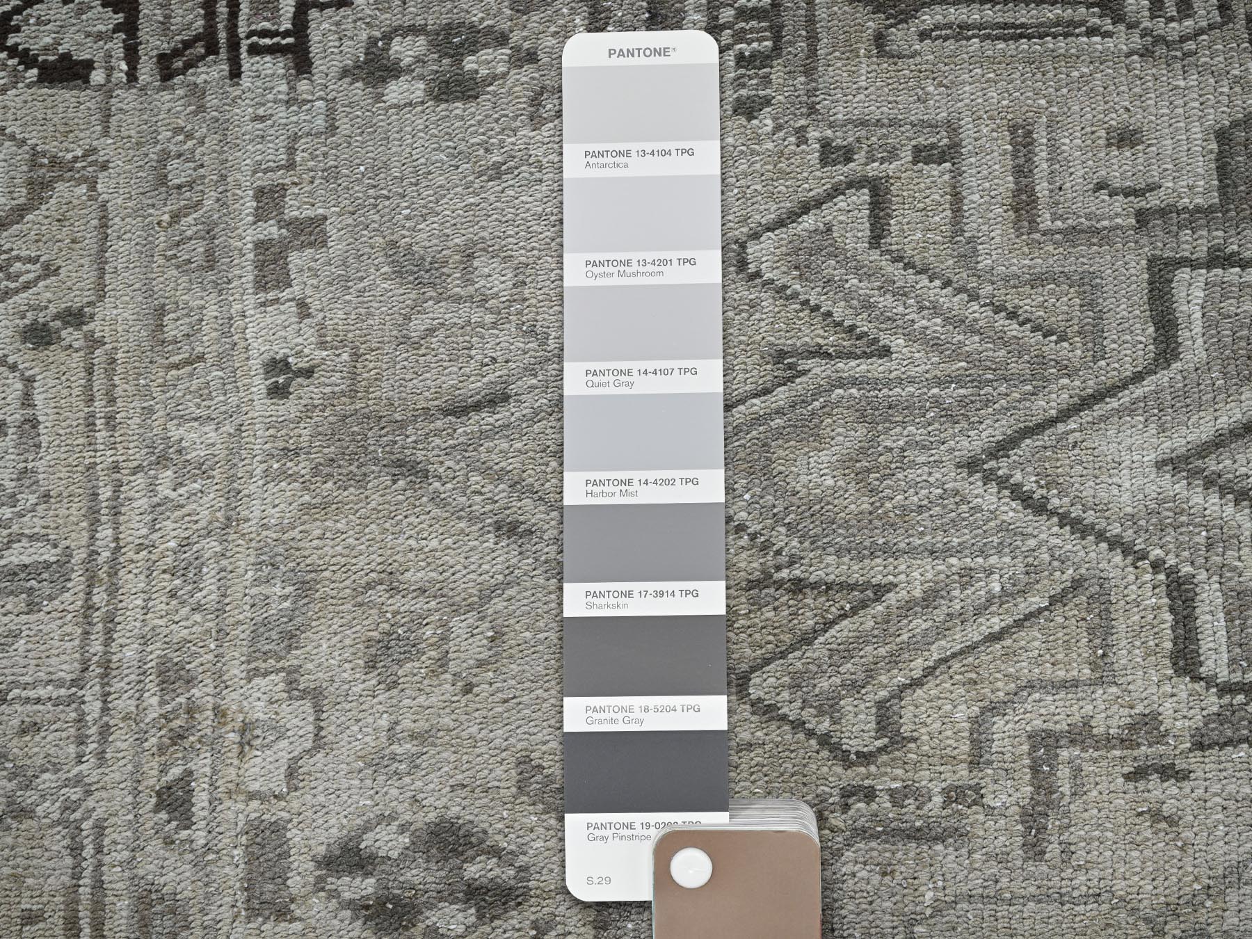 Heriz Heriz hand-knotted wool rug in Gray & Chocolate Brown, 8' x 9'4" — SKU O01336 (view 7)