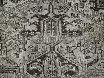 Heriz Heriz hand-knotted wool rug in Gray & Chocolate Brown, 8' x 9'4" — SKU O01336 (view 8)