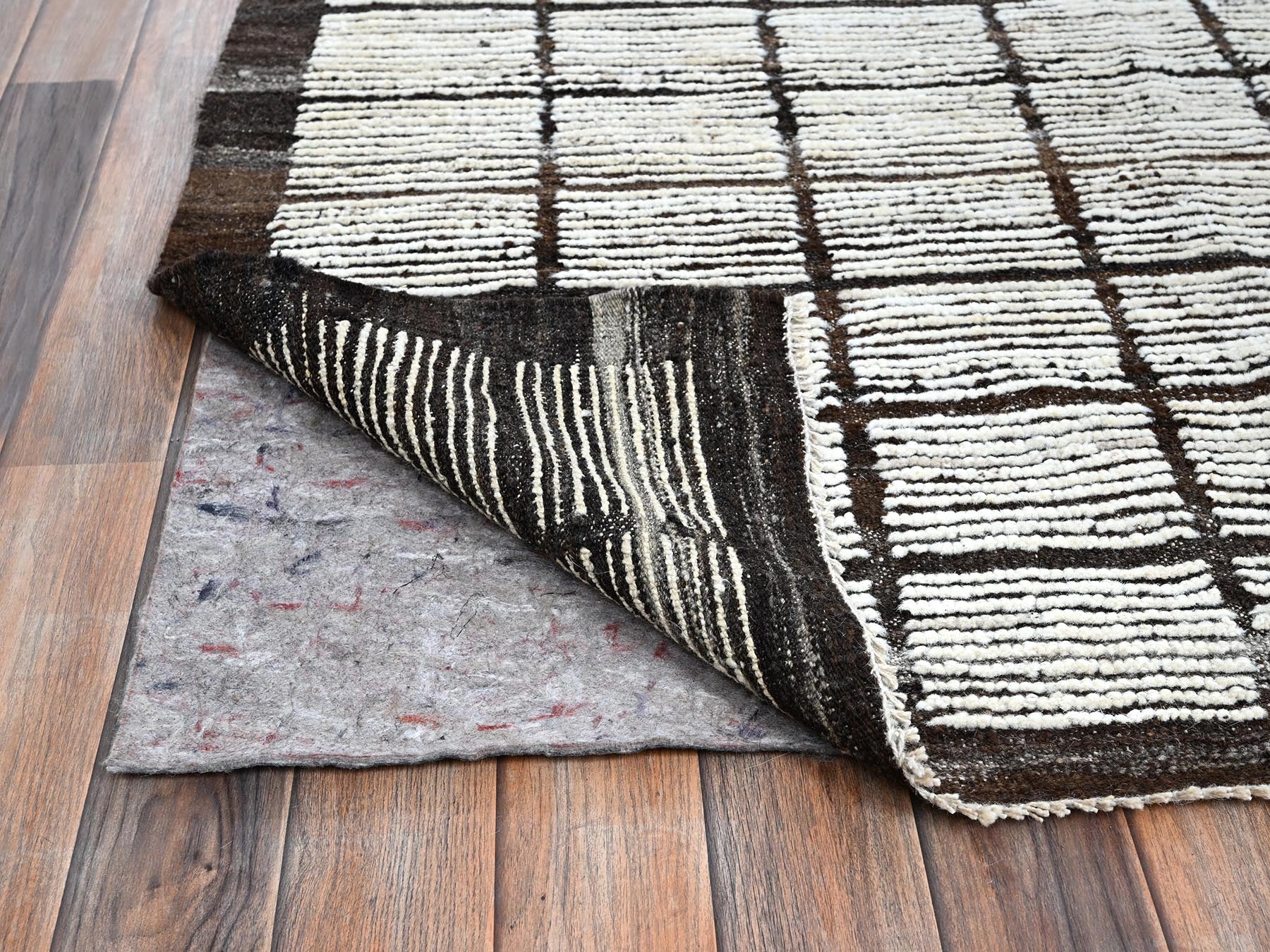 Tribal & Geometric hand-knotted wool rug in Ivory & Chocolate Brown, 9'7" x 11'8" — SKU O01376 (view 4)