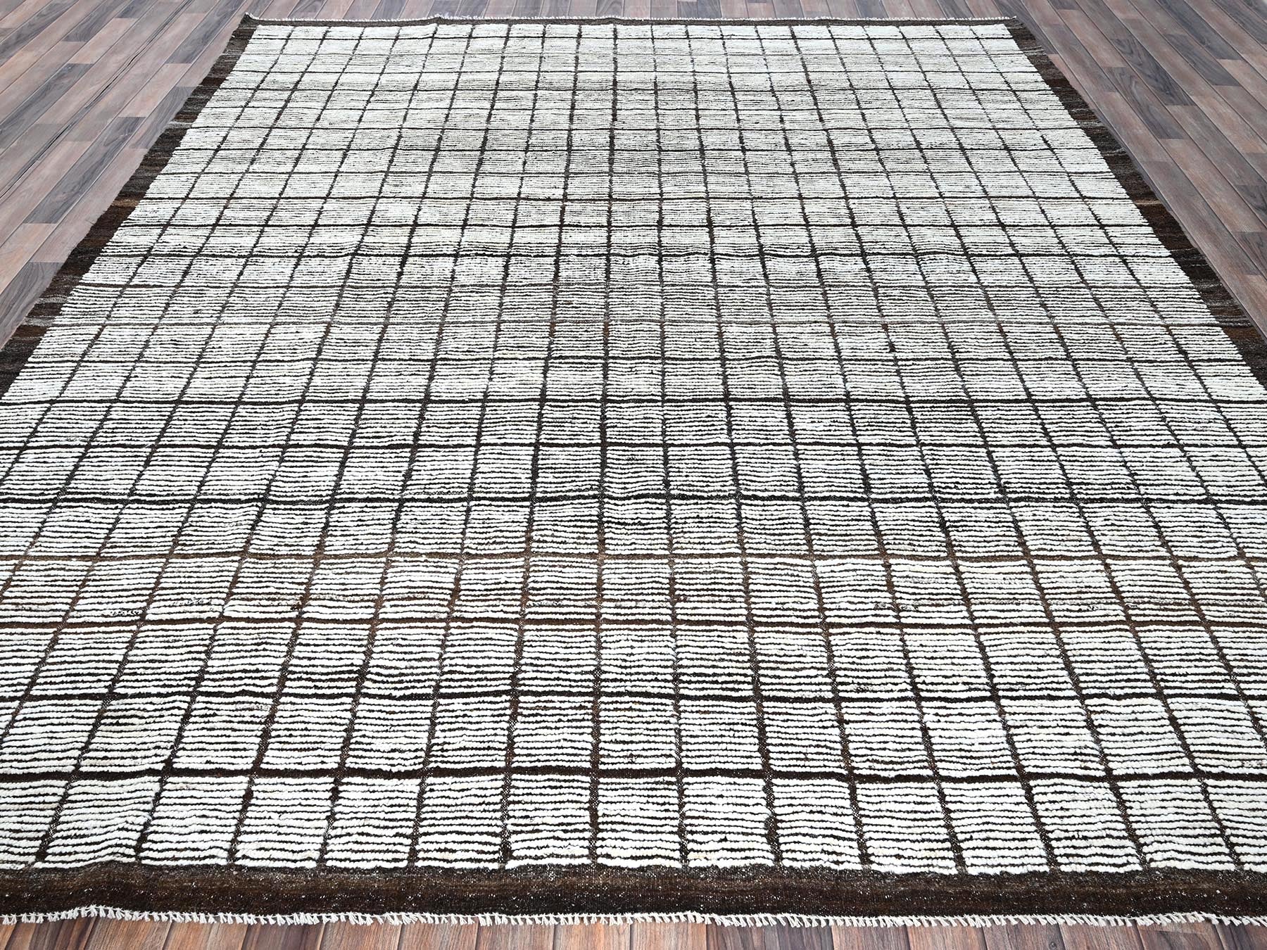 Ivory 8'9" x 9'10" Tribal & Geometric Hand knotted Wool Rug - Sku: O01378