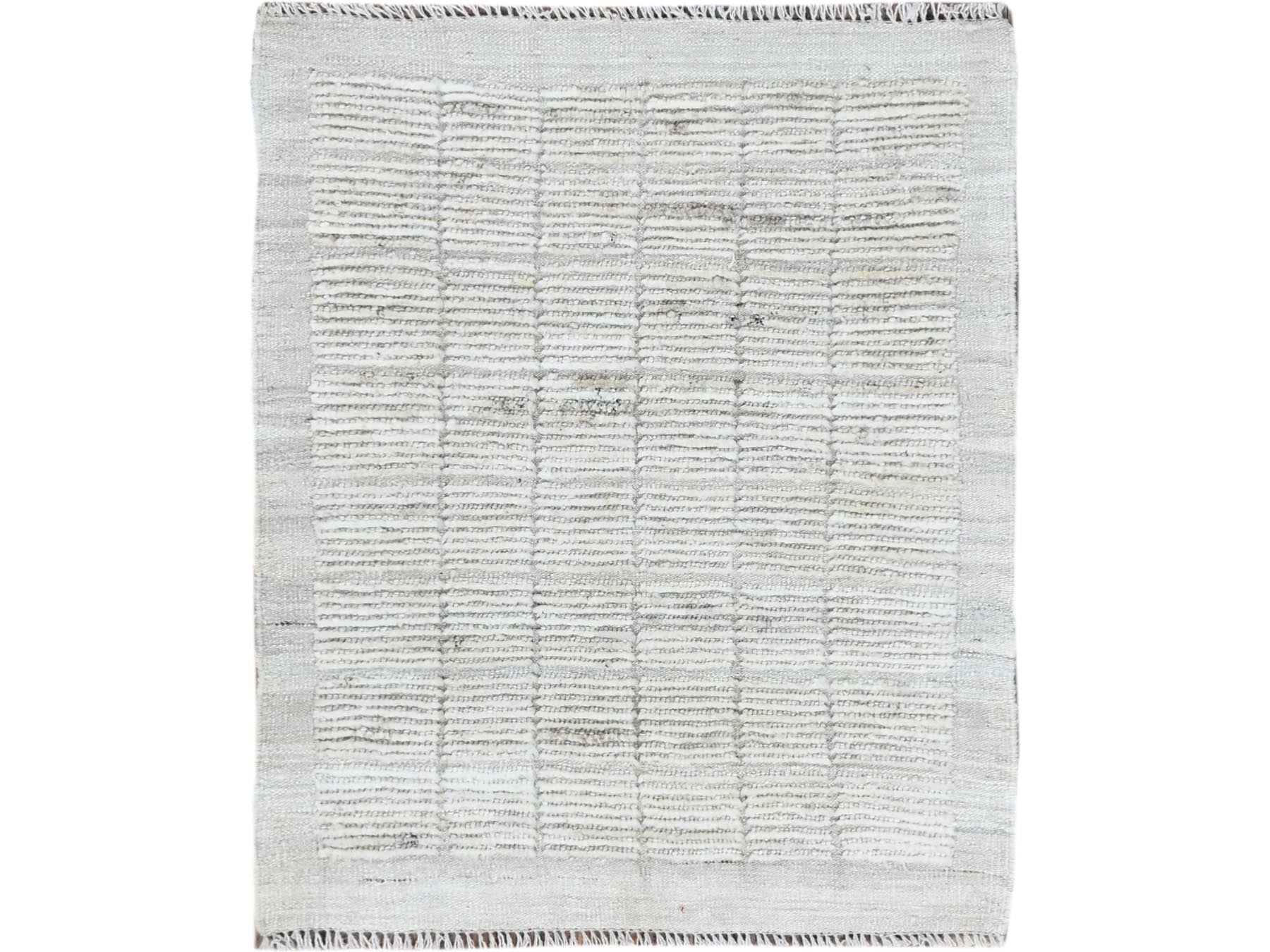 Ivory 2'4" x 2'11" Tribal & Geometric Hand knotted Wool Rug - Sku: O01386